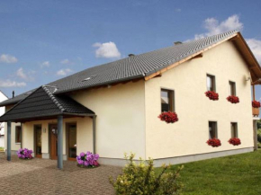 Lovely Apartment in M rz with Garden Balcony